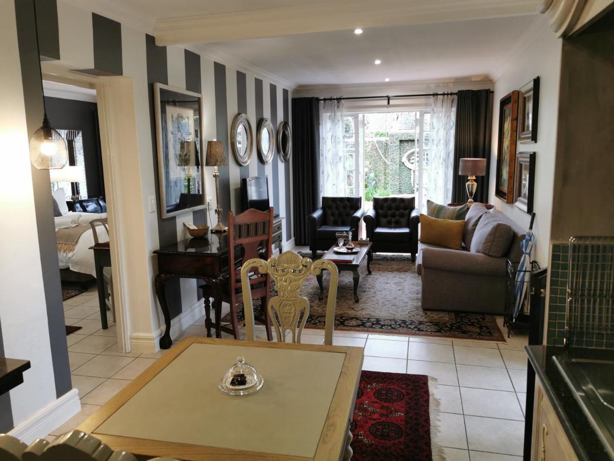 At 98 On Lynburn Guest House Pretoria Exterior photo